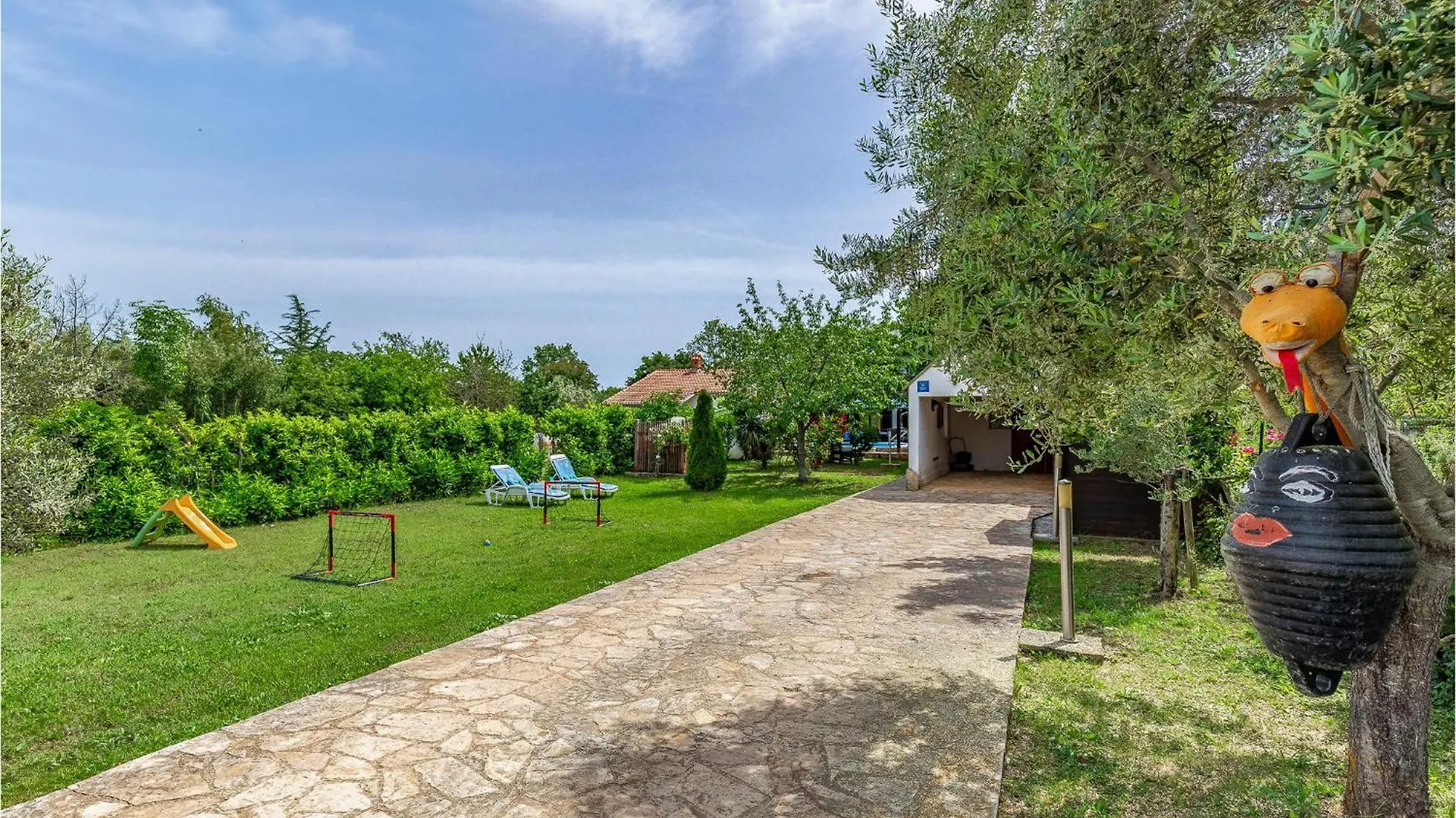 Amazing Home In Liznjan With Kitchen 0*,  Chorvatsko